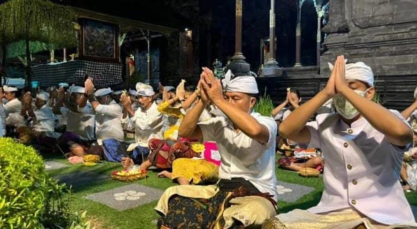 Tumpek Krulut